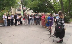 "Gruntujemy Cnoty Niewieście". W Gdańsku protestowano przeciwko planom ministra Czarnka