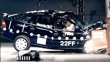 Opel Vectra - crash test