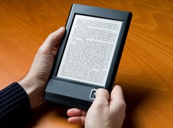 Infor chce sprzedawać gazety na czytnikach