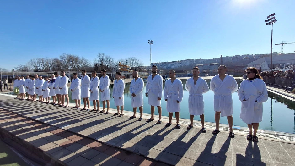 Bogojavljenje u bazenu Čair u Nišu