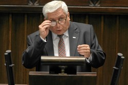 Niespodziewana propozycja posła Solidarnej Polski. "Sprowadzić do Polski prochy oficerów z Katynia"