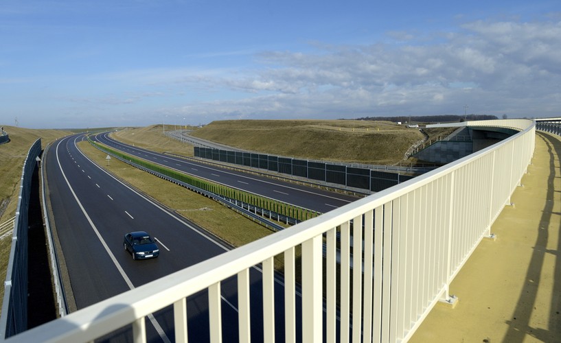 Odcinek autostrady A4 w okolicach Jarosławia na Podkarpaciu, <br><br>fot. PAP/Darek Delmanowicz