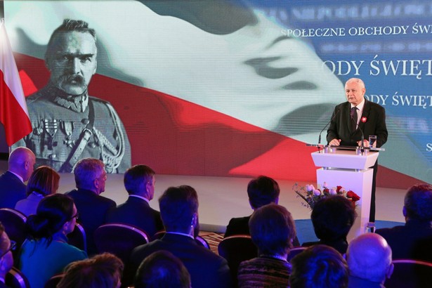 Kaczyński o polskiej mikromanii narodowej. "Francuzom zapłacono, Żydom zapłacono, Polakom nie"