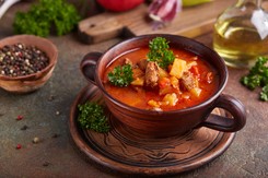 Po imprezie zostały ci resztki jedzenia? Zrób lubelski forszmak [PRZEPIS]