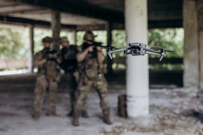 Rosjanie wściekli na Chińczyków. Ta broń dosłownie pali im się w rękach