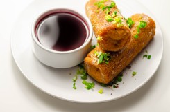 Szukasz przepisu na świąteczne krokiety do czerwonego barszczu? Lepszego nie znajdziesz [PRZEPIS]