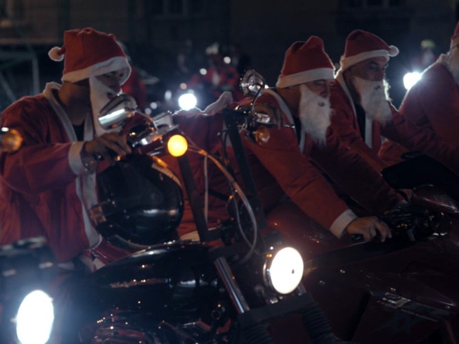 Deda Mrazovi motorima na posebnoj misiji