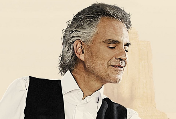 Andrea Bocelli śpiewa piosenkę z "Gladiatora" – pięknie?