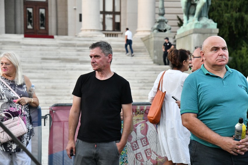 Aleksandar Jovanović Čuta rekao je da će opozicija danas u pola 10 imati konferenciju na kojoj će otkriti naredne korake