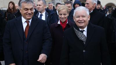 Jaroslaw Kaczynski i Viktor Orban na Wawelu