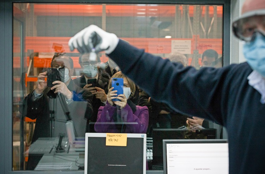 Prve vakcine protiv kovida stigle su u Portugal krajem decembra 2020.