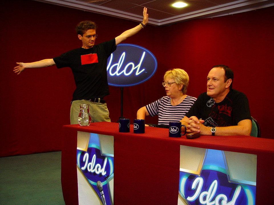 "Idol": archiwalne zdjęcia z pierwszych edycji programu: Kuba Wojewódzki, Elżbieta Zapendowska i Jacek Cygan