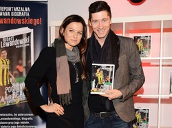 Ich nie można nie lubić. Lewandowscy na promocji biografii Roberta