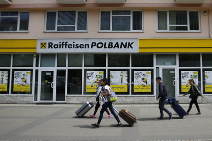 KNF oczekuje wejścia Raiffeisen Bank Polska na giełdę do 30 czerwca 2017 r.