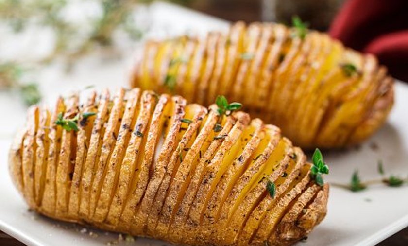 Pieczone ziemniaki Hasselback