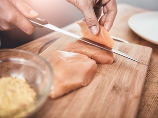 Sprzedaż kurczaków z przyczepy jest z podatkiem, więc bez opłaty