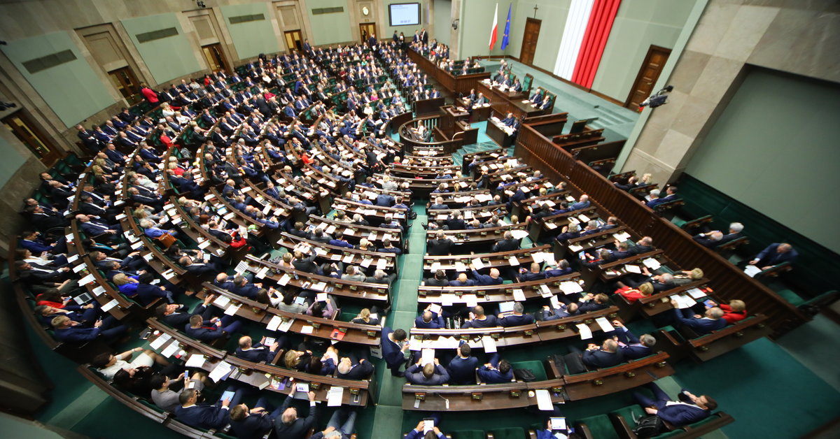 Hier ist die Einschätzung Deutschlands zum polnischen Wahlkampf.  „Regierung und Opposition konzentrieren sich auf den Feind“