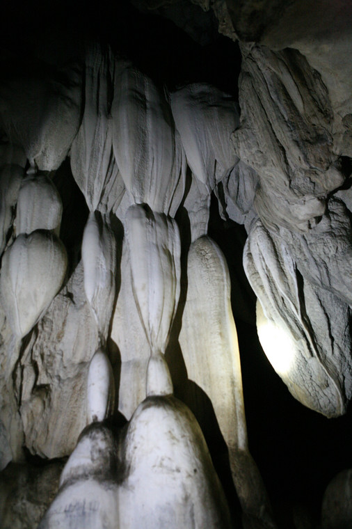 Jaskinia Lumiang Burial, Sagada, fot. Robert Pawełek, TravelCompass