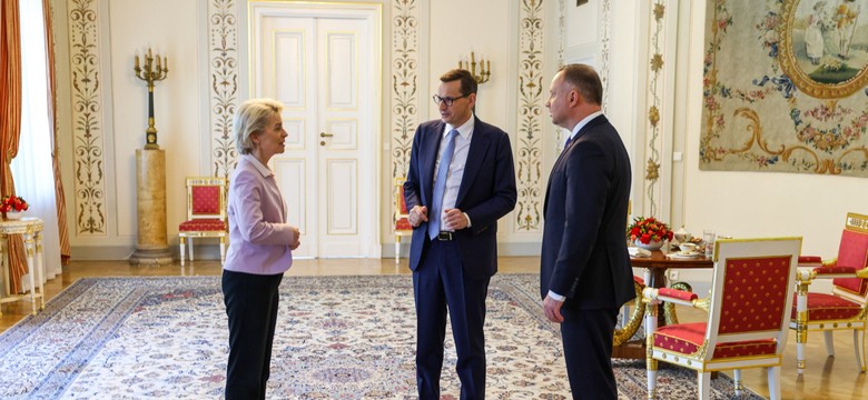 Dla Brukseli odcięcie III RP od pieniędzy jest proste jak odebranie przedszkolakowi cukierka [FELIETON]
