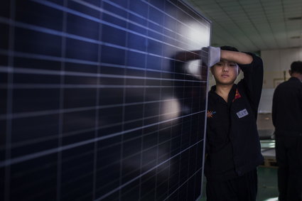 Koniec unijnych restrykcji na panele słoneczne z Chin