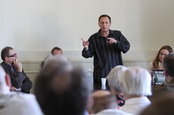 Major KGB, który pomógł ujawnić zbrodnię katyńską. Kim był Oleg Zakirow?