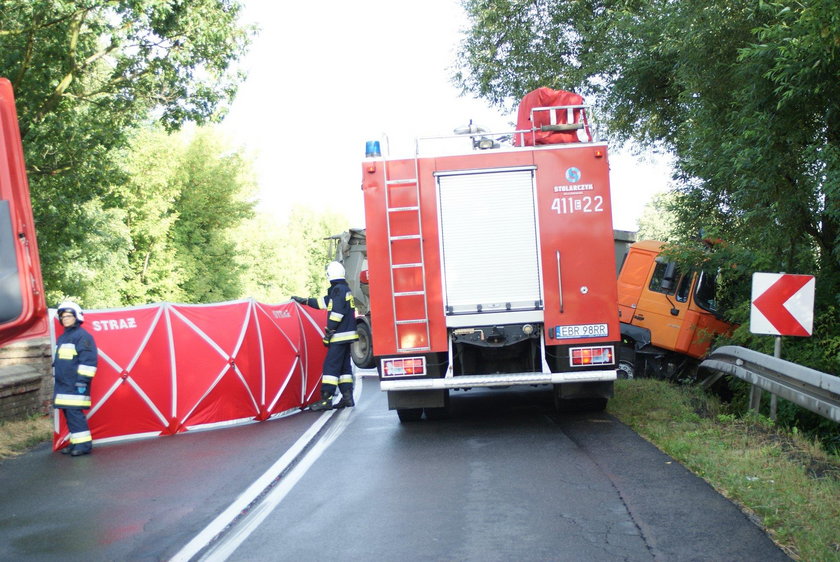 Tragedia w Zalesiu. Nie żyje matka i dziecko