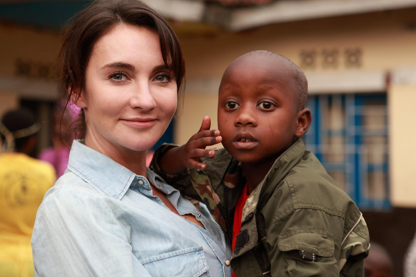 Dominika Kulczyk pomaga dzieciom w Rwandzie