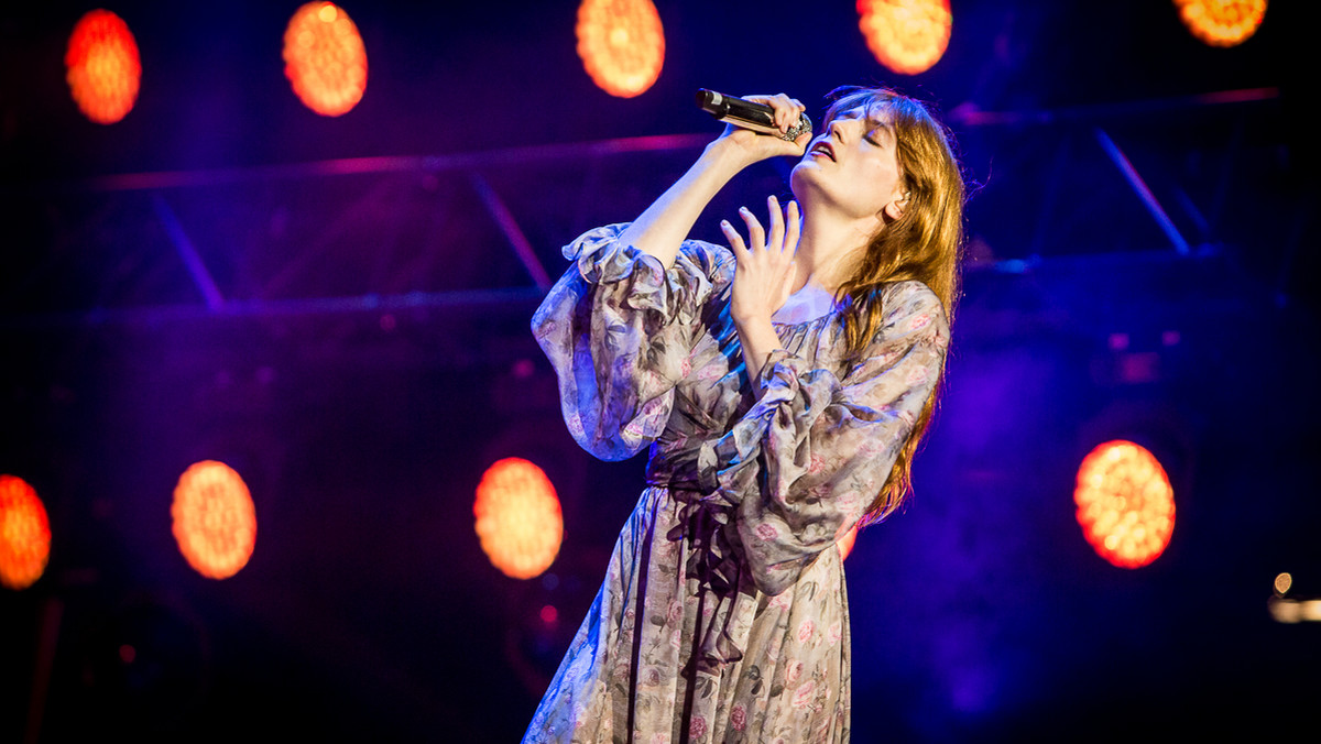 Florence and The Machine już w sobotę, 12 grudnia, zagra koncert w łódzkiej Atlas Arenie. W roli supportu wystąpi Paloma Violets. Poniżej publikujemy przydatne informacje na temat wydarzenia.