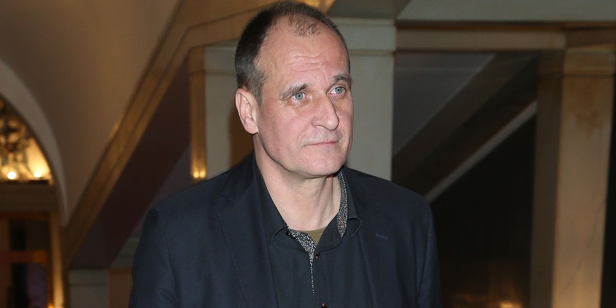 Paweł Kukiz włożył kij w mrowisko. Później wyłączył komentarze Plejada.pl