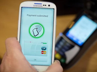 NFC płatność telefonem płatność smartfonem zbliżeniowo