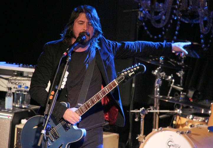 Dave Grohl i jego band Sound City podczas koncertu w ramach Sundance Film Festival (2013)
