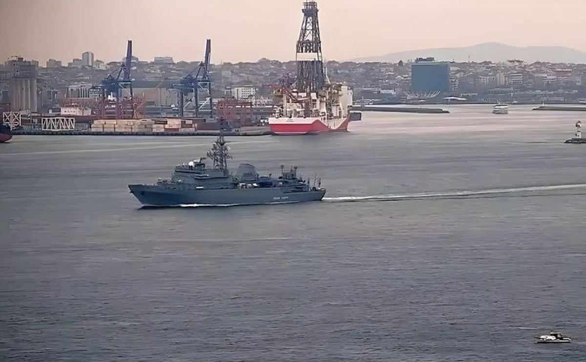 Rosyjski okręt rozpoznawczy