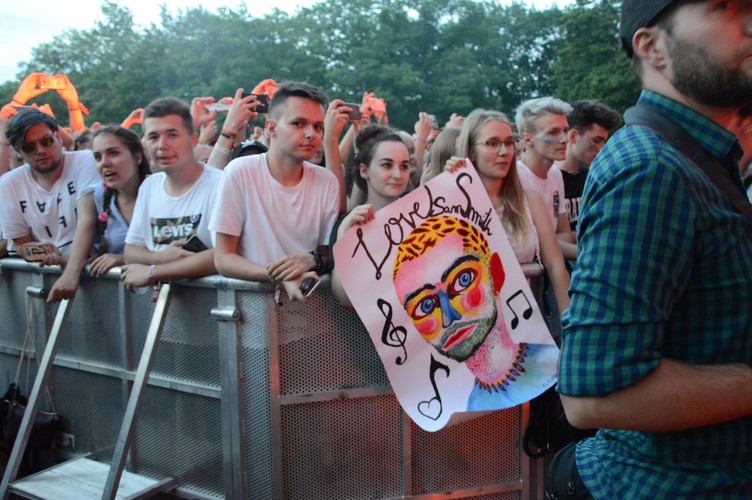 Tłum fanów podczas Orange Warsaw Festival. 1 czerwca 2018