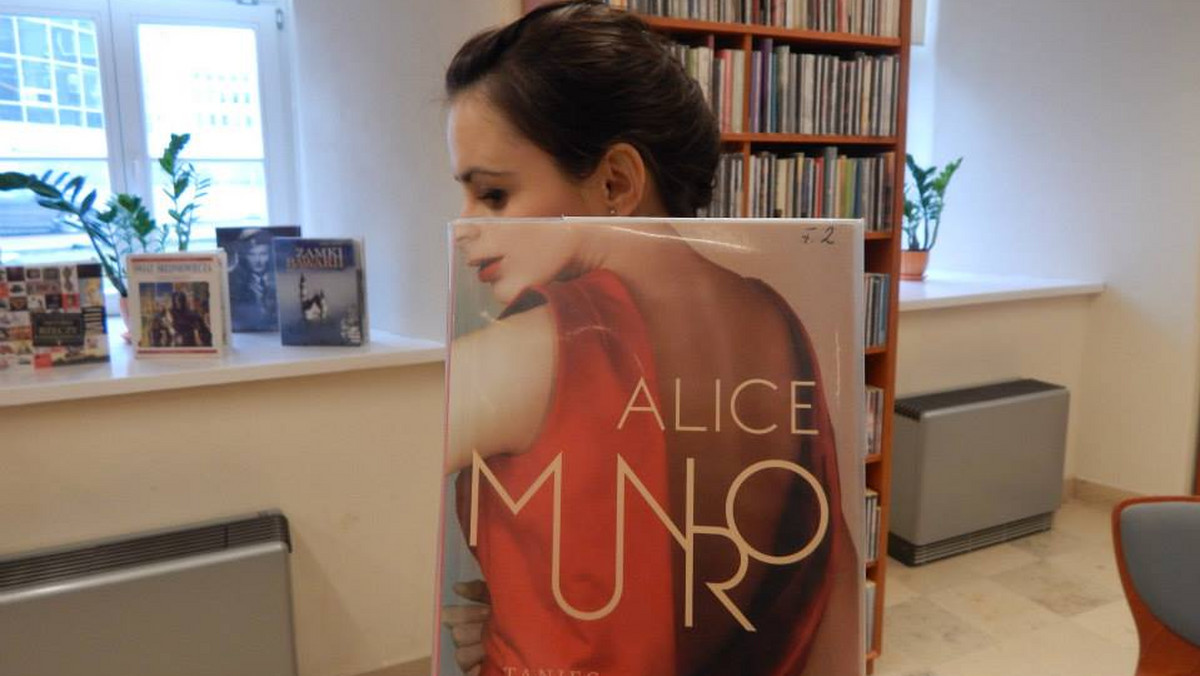 Alice Munro - "Taniec szczęśliwych cieni"