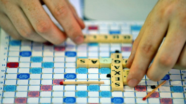 Francuscy politycy podczas obrad grali w... Scrabble