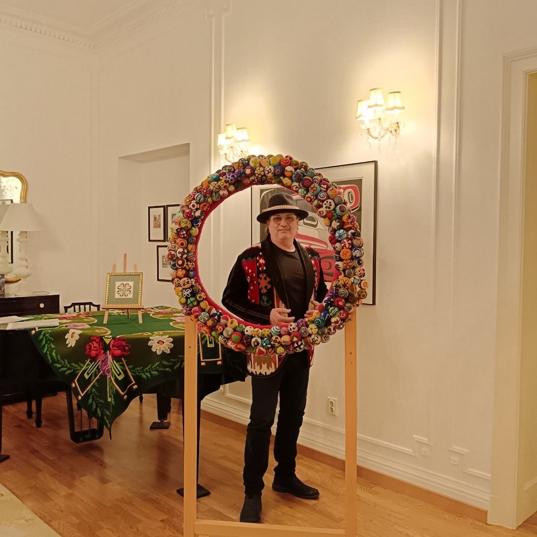 Hudobník Rambo Amadeus.