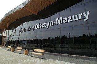 Uruchomiono połączenie lotnicze z Olsztyna do Monachium. "Widzimy tu duży potencjał" [ZDJĘCIA]