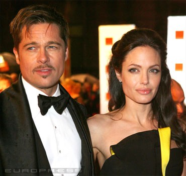 26294_brad-pitt-angelina-jolie-d0001776Ce21dc233c80f