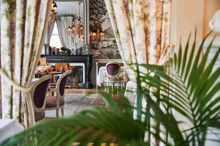 Blick in den Speisesaal des hauseigenen Sternerestaurants «Les Saisons».