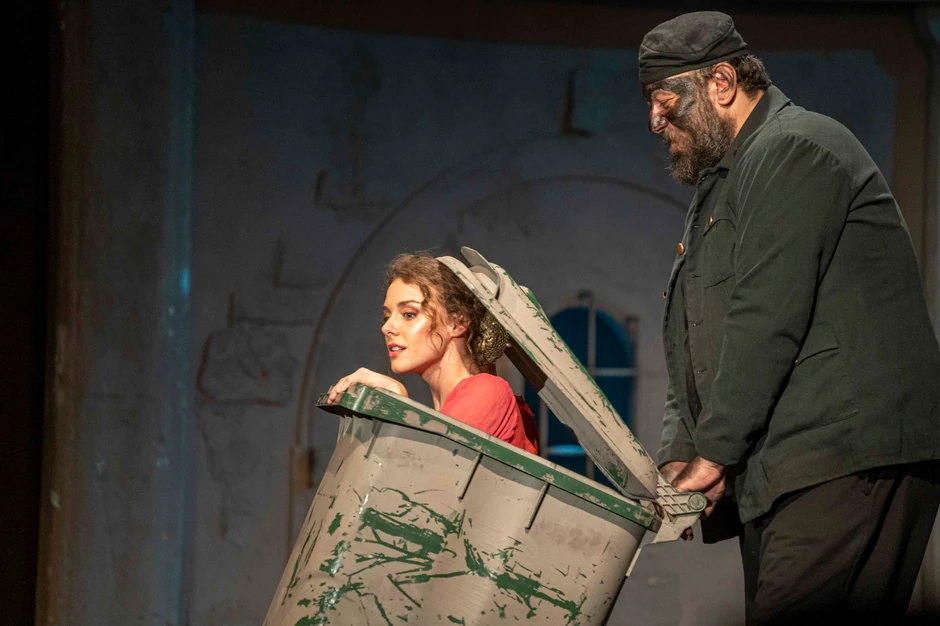 Klaustrofobična komedija