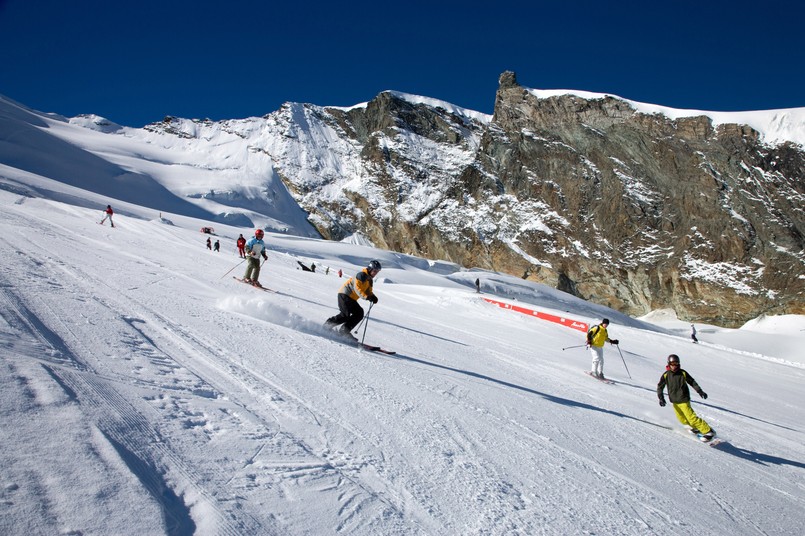 Saas Fee - kurort w dolinie słońca