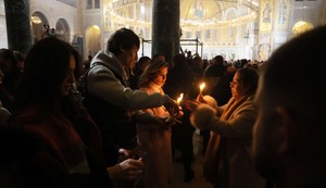 ponoćnu liturgija u Hramu