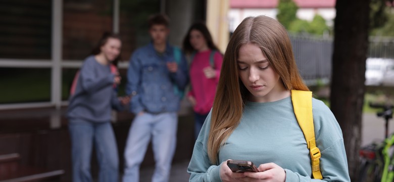 MEN chce uporządkować szkolne statuty. Koniec z absurdalnymi zapisami