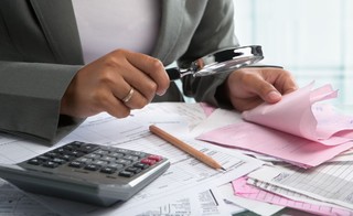 Popraw płynność finansową firmy i szukaj oszczędności: Optymalizacja kosztów pracy [PORADNIK]