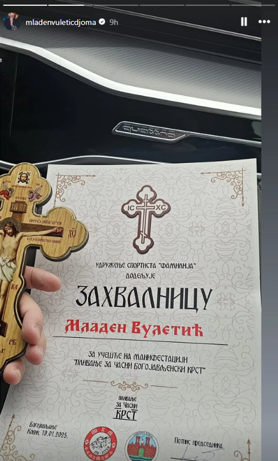 Mladen Vuletić plivao za Časni krst