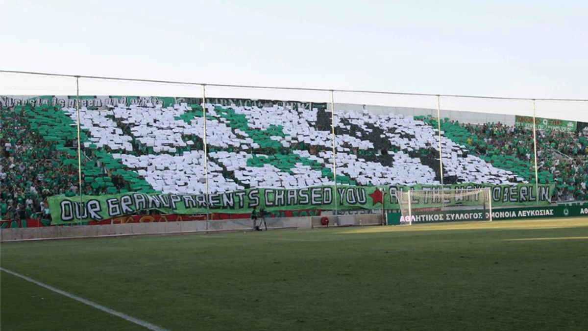 Omonia Nikozja transparent