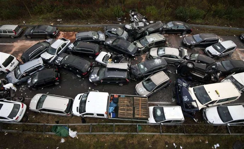 Ten wypadek wygląda jak wojna! FOTO