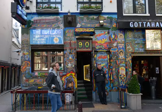"Reset Amsterdamu" trwa. Chcą zamknąć coffee shopy z marihuaną dla przyjezdnych