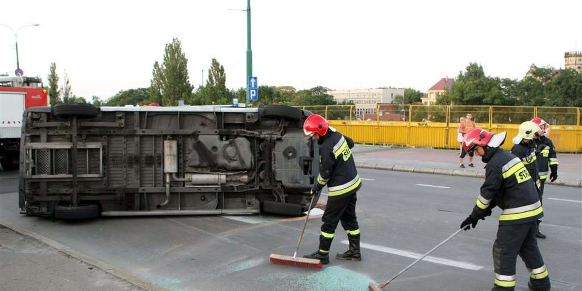 Zderzenie na rondzie Kaponiera