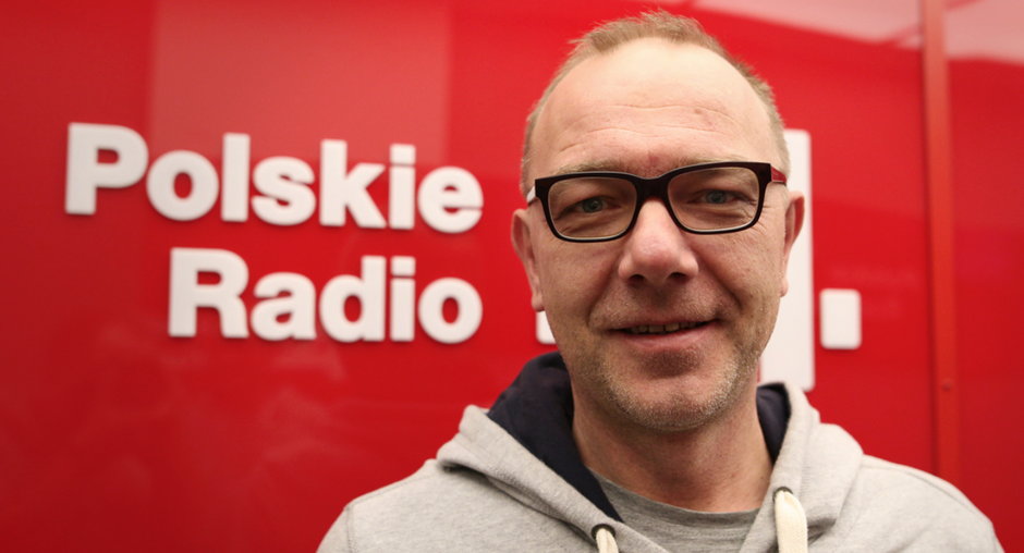 Grzegorz Jankowski prowadził na antenie publicznej rozgłośni m.in. poranne "Sygnały dnia" w radiowej Jedynce